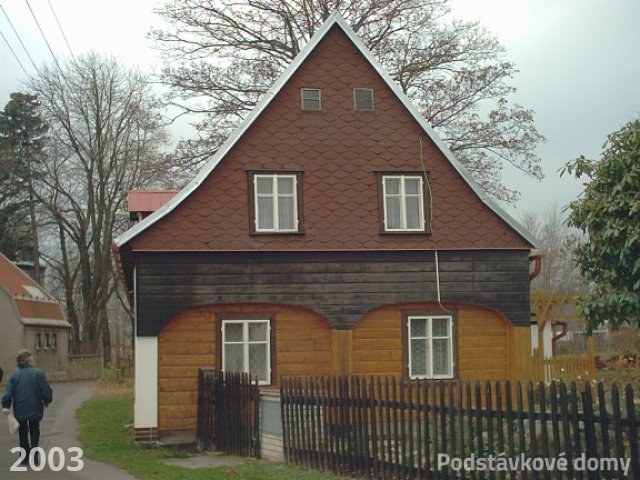 Krásná Lípa č. p. 492 - Pohled na objekt (Zdroj: TUR Šluknovsko, 2003)
