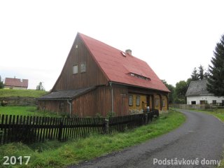 Mikulášovice č. p. 126 - Pohled na objekt z jihu (Zdroj: S. Šulcová, 2017)