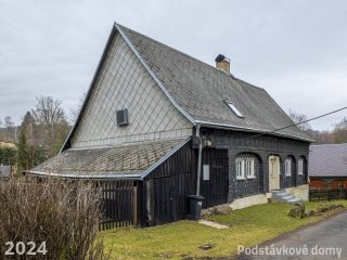 Brtníky č. p. 146 - Pohled na objekt z jihu (Zdroj: S. Šulcová, 2024)