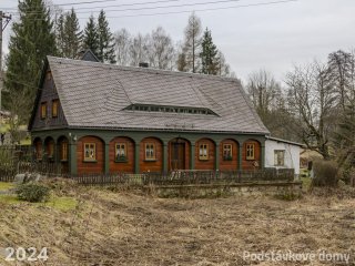 Brtníky č. p. 147 - Pohled na objekt z východu (Zdroj: S. Šulcová, 2024)