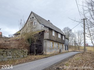 Brtníky č. p. 153 - Pohled na objekt z jihozápadu (Zdroj: S. Šulcová, 2024)