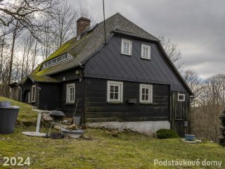 Brtníky č. p. 208 - Pohled na objekt ze severovýchodu (Zdroj: S. Šulcová, 2024)