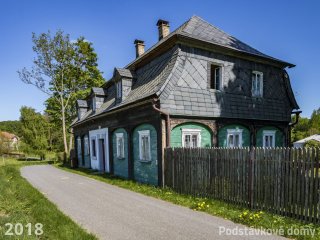 Brtníky č. p. 210 - Pohled na objekt ze západu (Zdroj: S. Šulcová, 2018)