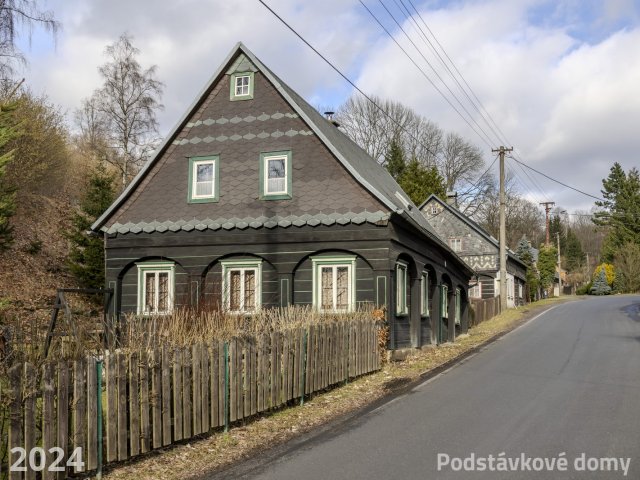Brtníky č. p. 53 - Pohled na objekt z jihu (Zdroj: S. Šulcová, 2024)