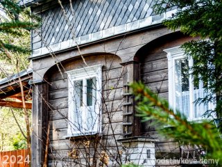 Brtníky č. p. 9 - Pohled na objekt (Zdroj: S. Šulcová, 2024)