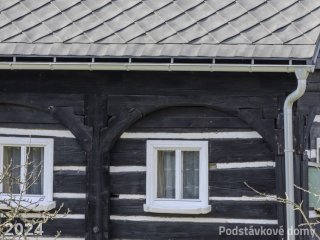 Brtníky č. ev. 53 - Pohled na objekt (Zdroj: S. Šulcová, 2024)