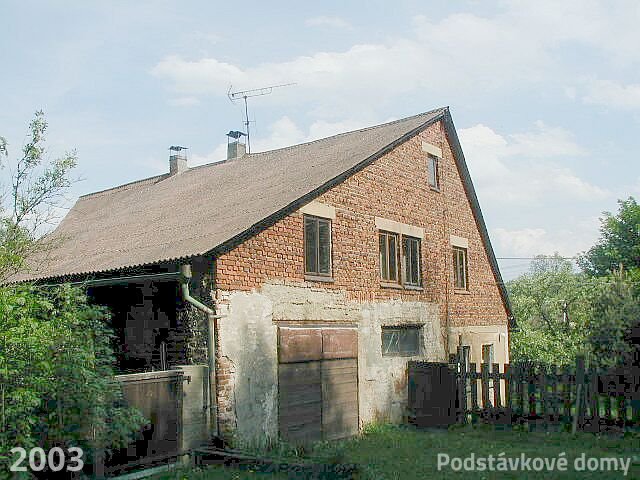 Staré Křečany č. p. 242 - Pohled na objekt (Zdroj: TUR Šluknovsko, 2003)