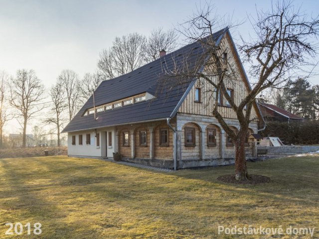 Staré Křečany č. p. 242 - Pohled na objekt (Zdroj: S. Šulcová, 2018)