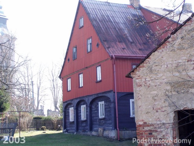 Staré Křečany č. p. 33 - Pohled na objekt (Zdroj: TUR Šluknovsko, 2003)