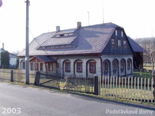 Staré Křečany č. p. 398 - Pohled na objekt (Zdroj: TUR Šluknovsko, 2003)