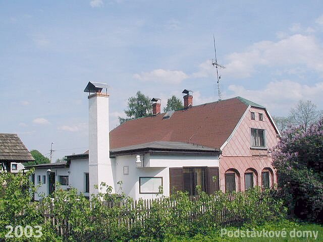 Staré Křečany č. p. 424 - Pohled na objekt (Zdroj: TUR Šluknovsko, 2003)