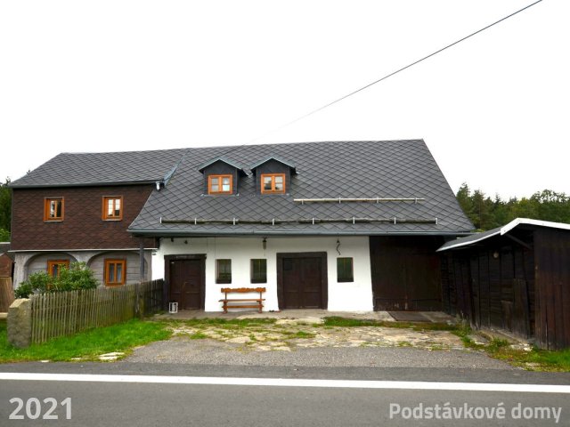 Staré Hraběcí č. p. 4 - Pohled na objekt (Zdroj: Osobní archiv majitele, 2021)