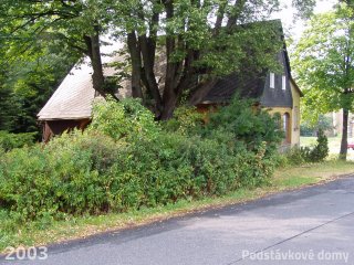 Vilémov č. p. 37 - Pohled na objekt z jihu (Zdroj: TUR Šluknovsko, 2003)