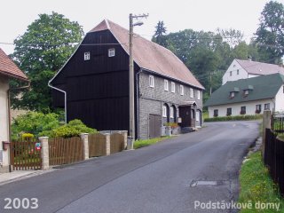 Vilémov č. p. 39 - Pohled na objekt ze severozápadu (Zdroj: TUR Šluknovsko, 2003)