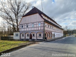 Vilémov č. p. 4 - Pohled na objekt z východu (Zdroj: S. Šulcová, 2022)