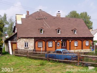 Vilémov č. p. 56 - Pohled na objekt z jihu (Zdroj: TUR Šluknovsko, 2003)