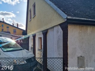 Vilémov č. p. 9 - Pohled na objekt ze severu (Zdroj: Panorama - MAPY.CZ. (2016). [Vilémov 9]. Online. Seznam.cz, 2024. Dostupné z: https://mapy.cz/zakladni?pano=1&q=Vil%C3%A9mov%209 [citováno 2024-03-20], 2016)